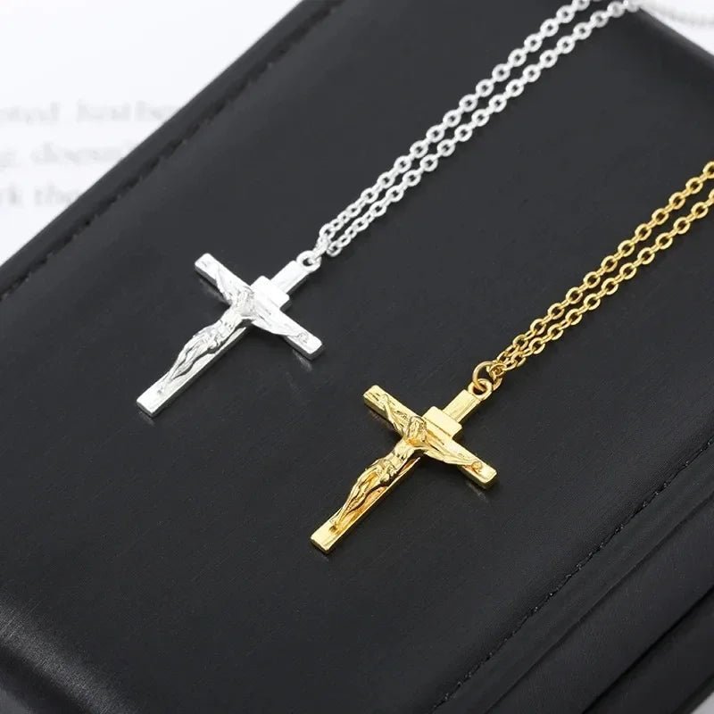 Collier Croix en Acier Inoxydable – Bijou Chrétien Homme & Femme | Design Spirituel - MonBerger