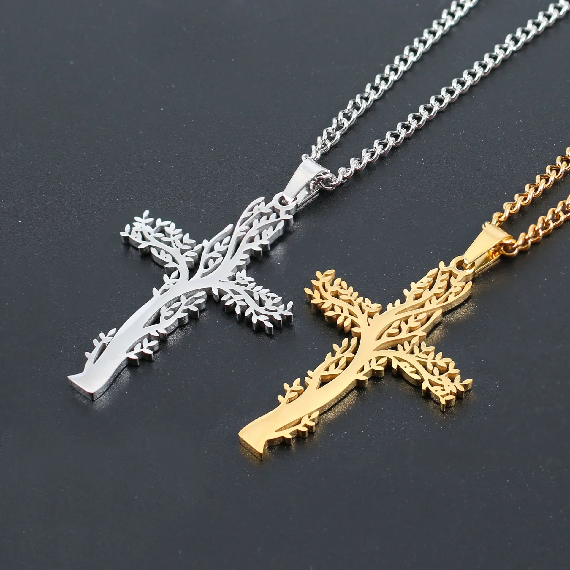 Collier Croix en Acier Inoxydable – Bijou Chrétien Homme & Femme | Design Spirituel - MonBerger